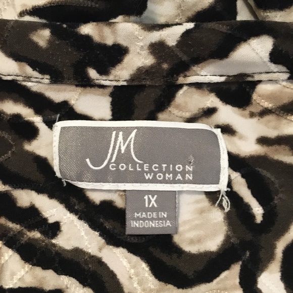 JM Collection Woman square neck zebra print blouse - Picture 6 of 7